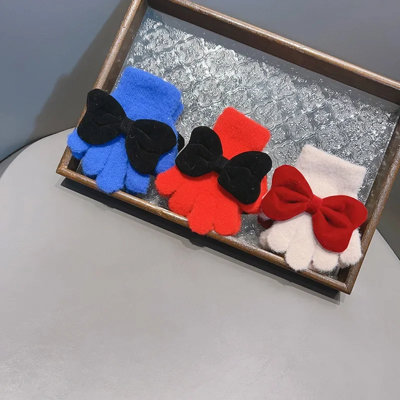 1 Pair Chic Sweet Bow Young Kids Glove Fashion Korean Warm Furry Finger Glove Cute Autumn Winter Outdoor Thicken Plush