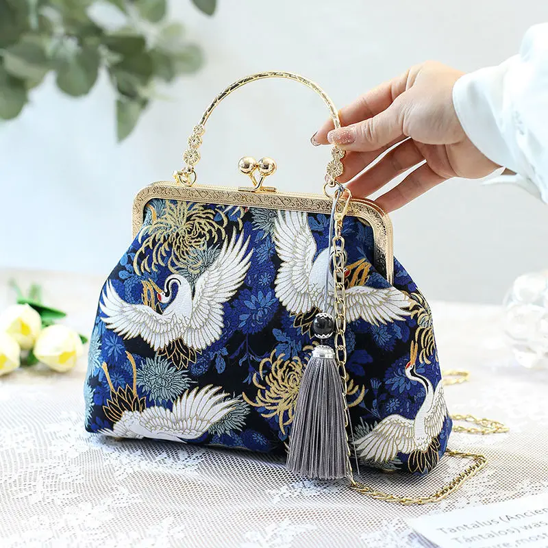 

Luxury Designer Evening shell Bags Women chinoiserie print Crossbody Bags For Women tassel Handbags 2023 new Chain Shoulder Bags