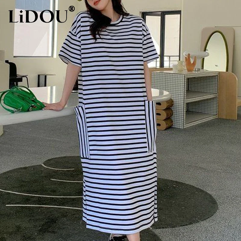 

Summer New Round Neck Short Sleeve Loose Casual Tshirt Dress Women High Street Striped Patchwork Pocket All-match Maxi Dresses