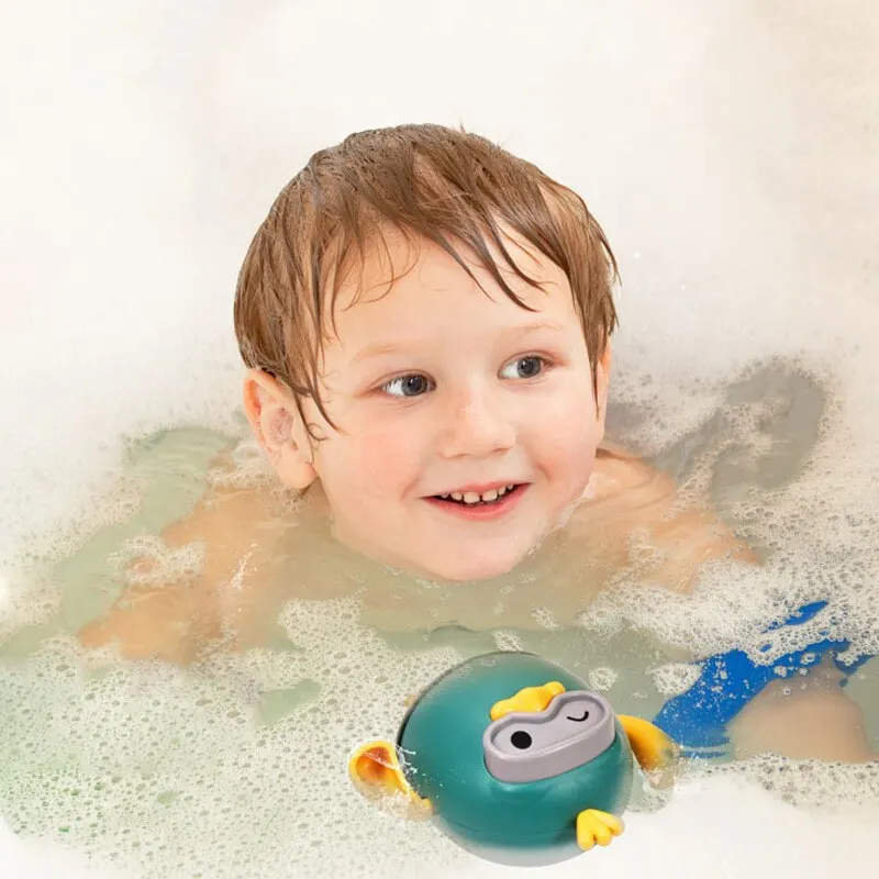 1Pcs Kid Bath Wash Pull Line Little Duck Baby Summer Bathroom Swimming Winding Toy 2