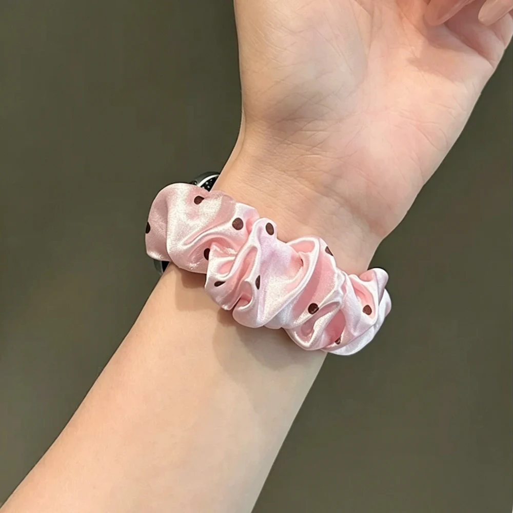 Elegant Scrunchie Fabric Strap for Smartwatches - Stretchy Bracelet Accessory