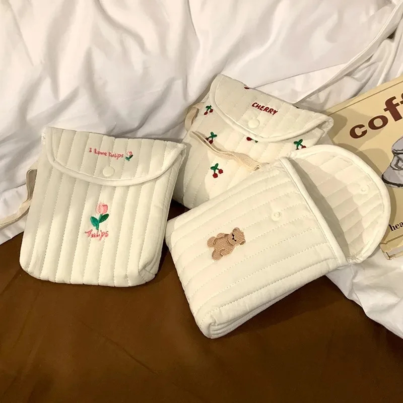 Mini Kawaii Square Sanitary Napkin Bag Portable Ladies Sanitary Napkin Storage Bag Small Object Storage