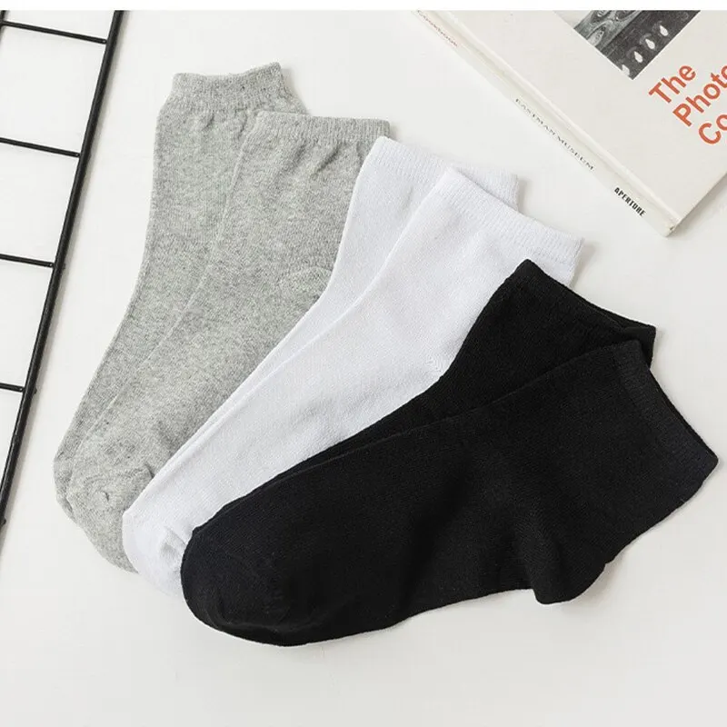 3 Pairs Women Socks Breathable Sports Socks Solid Color Tube Socks