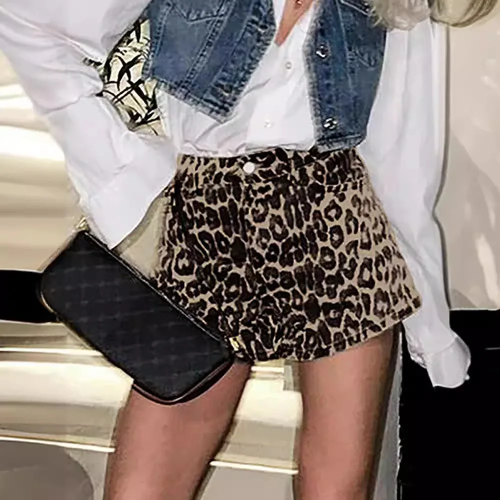 Aoaiiys Women's Leopard Print Denim Shorts - Vintage, Casual Y2K Streetwear 2 Sc0fc15f6f9be433c824a8e53c53b3cfeW