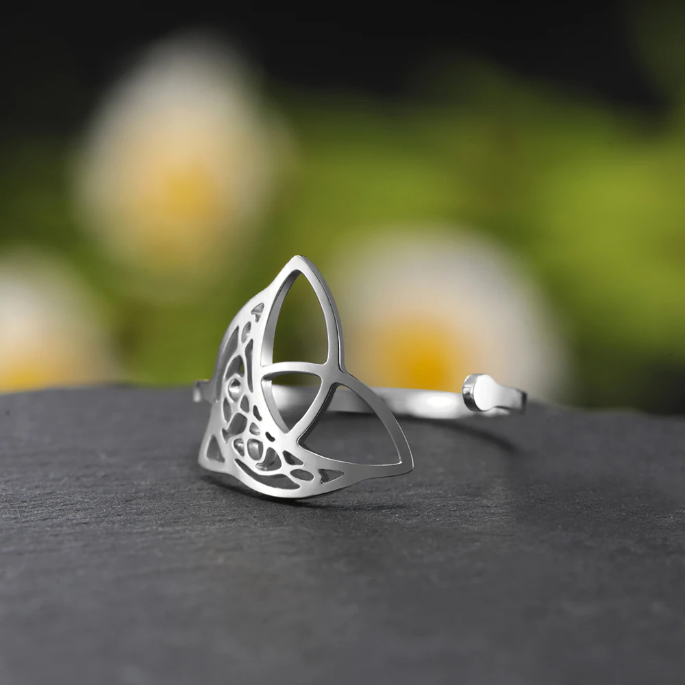 Dawapara Triquetra Filigran Halbmond-Ring Verstellbarer Dreifaltigkeitsknoten Glückssymbol Edelstahl Ehering Schmuck – Detail 15