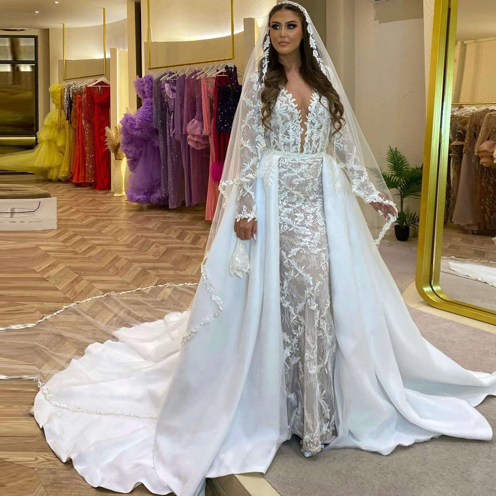 

Сексуальные кружевные атласные свадебные платья с глубоким V-образным вырезом, элегантное цветочное ТРАПЕЦИЕВИДНОЕ свадебное платье из искусственной тафты