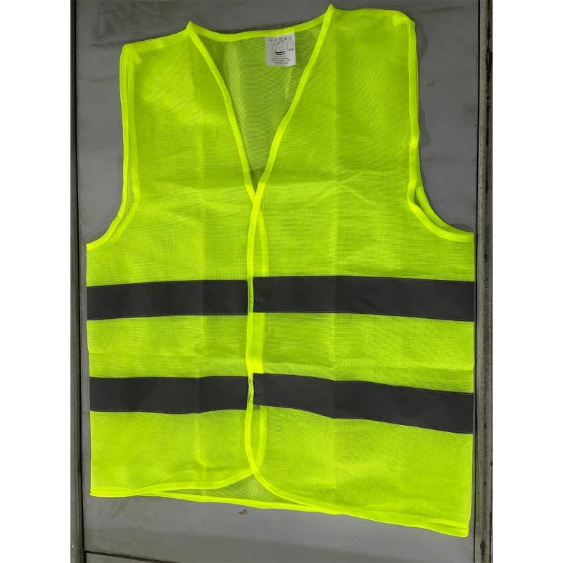 

2Pcs/4Pcs High Visibility Vest for Construction Surveyor Volunteer Crossing Guard Safety Vest Universal Mesh Vest Yellow