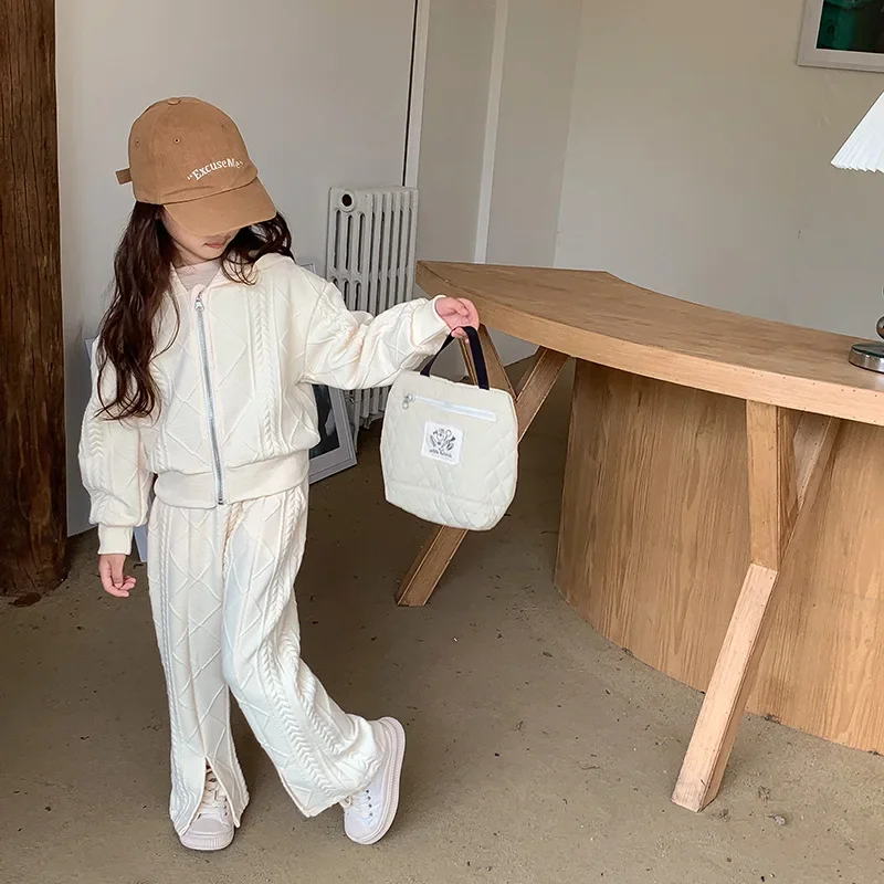 

3-8YGirls Cloth Children's Sets Korean style Sports Style Girl Fashion knitted long-sleeved blouse split bell-bottoms Two-Piece