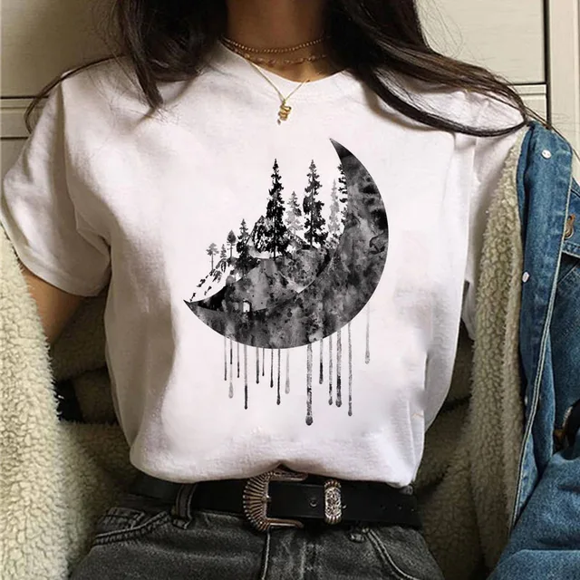 New Women's T-shirt Oversized Streetwear Black Moon Casual Round Neck T-shirt Lunar Eclipse Printed Women T-shirt Tee Tops E483-White