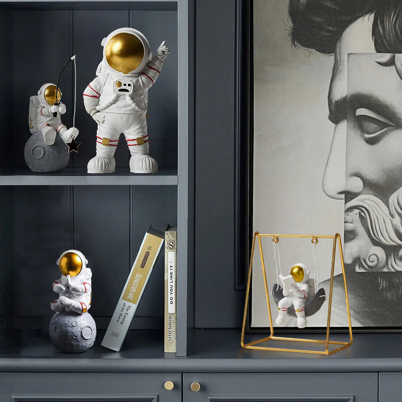 Astronaut Figurine Statue, Astronaut Fishing Star Figure Sculpture for Desktop & Tabletop Decor, Resin Spaceman Planet Desk Orna 4