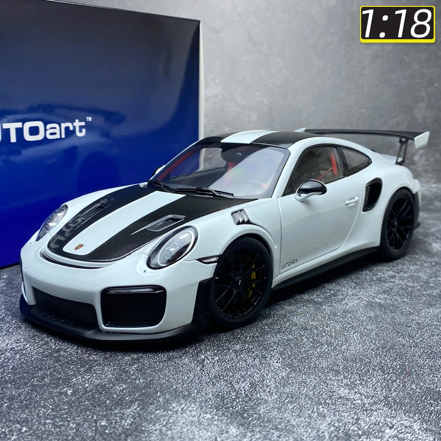 AUTOART 1/18 scale Porsche 911 (991.2) GT2 RS Car model ABS static