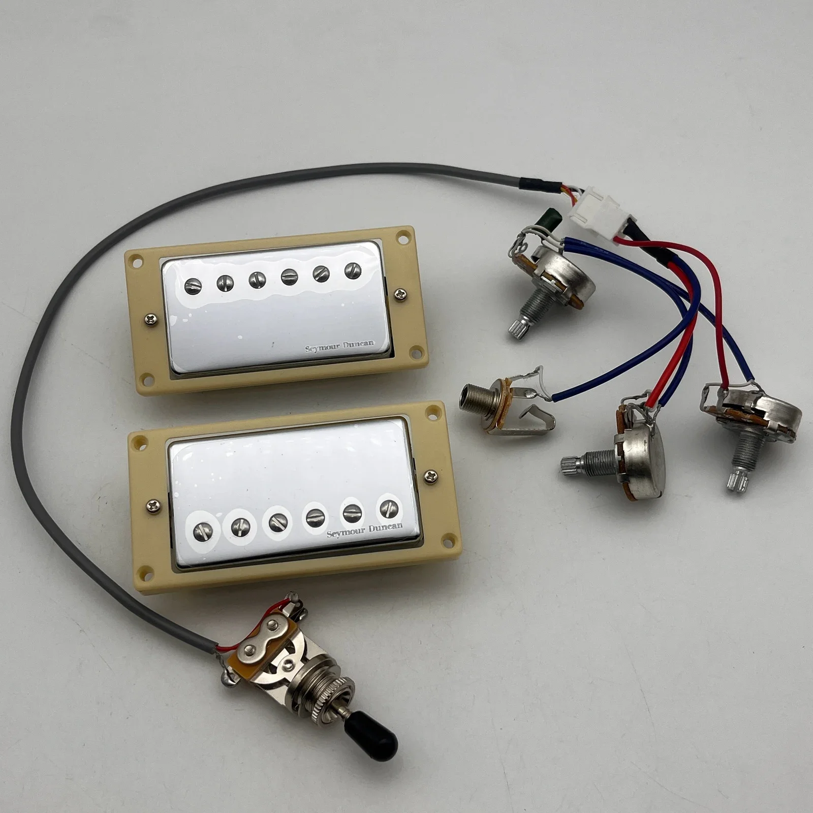 

Electric Guitar Humbucker Pickups Set 59 SH1n 7.6K and JB SH4 16.6K Humbucker Pickups 4C with 2V1T/2V2T Wiring Harness