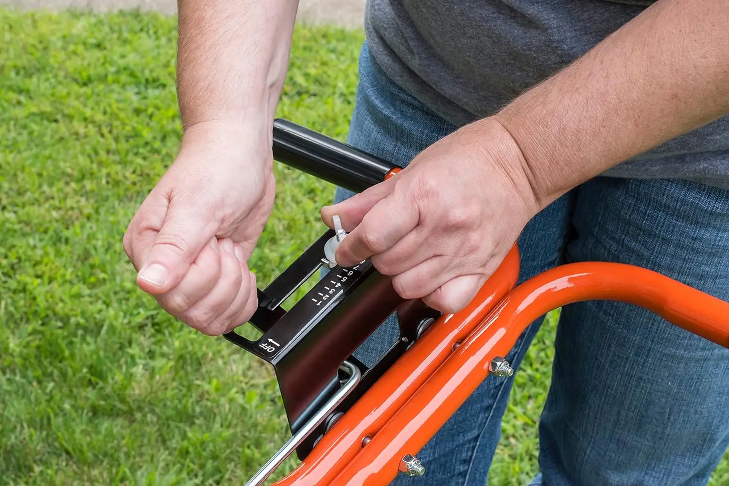 Push Broadcast Spreader, 130-lb Capacity