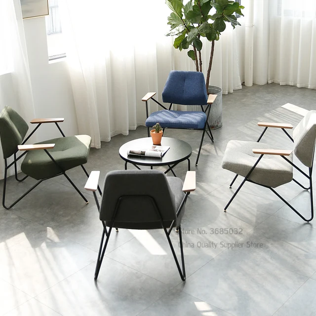 Simple Leisure Dinning Chair: A Minimalist Marvel for Modern Spaces