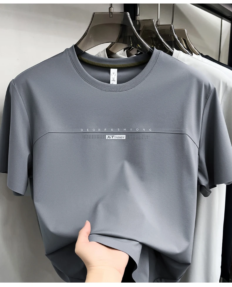 Hochwertiges Marken-T-Shirt aus Eisseide mit kurzen Ärmeln, Sommermode, geprägter Schriftzug, Rundhalsausschnitt, Sport, Freizeit, Jugend, Luxus-Oberteil für Herren – Detail 16