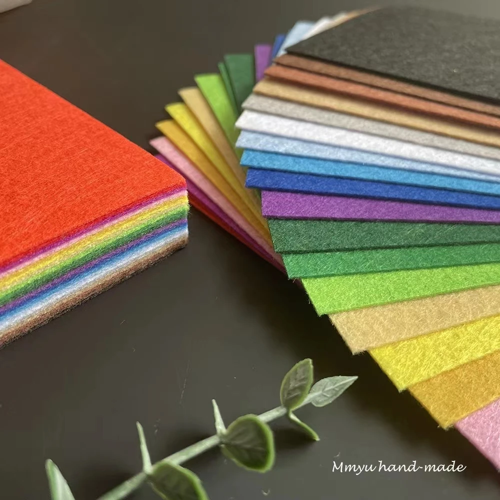 Description Picture 5 of item20/40pcs 1mm Mixed Color Non-Woven Felt Square Children's Cutting Art DIY Handmade Cloth 10/15cm For Tailoring Decorative Craft