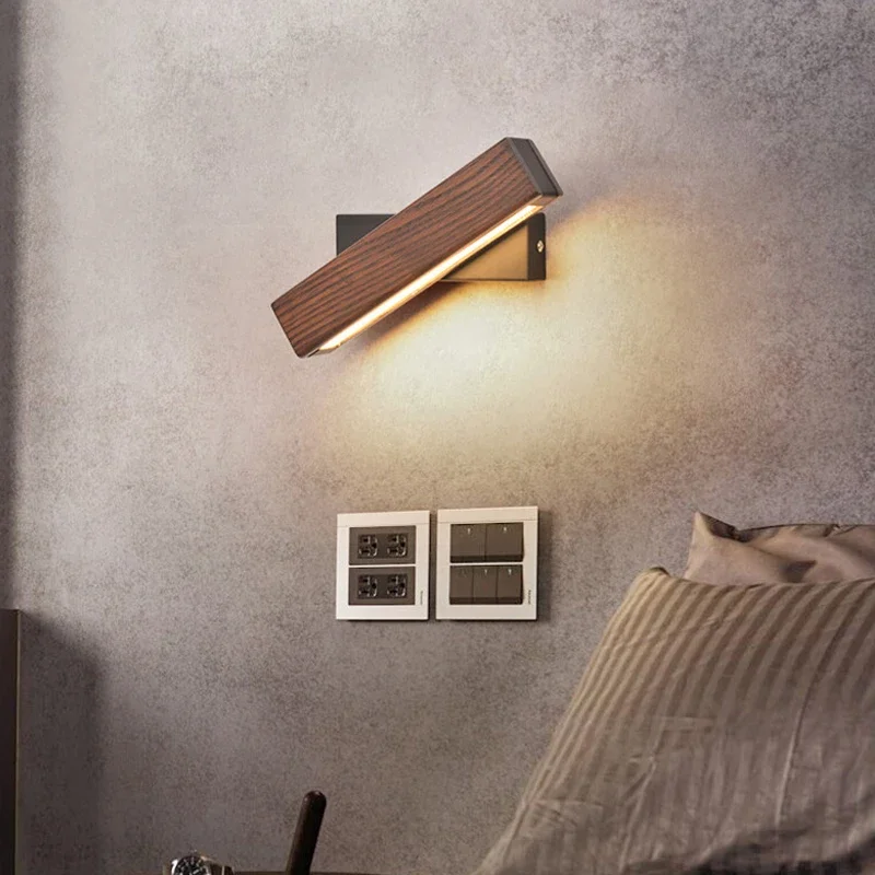 Vera Rotated LED Lamp