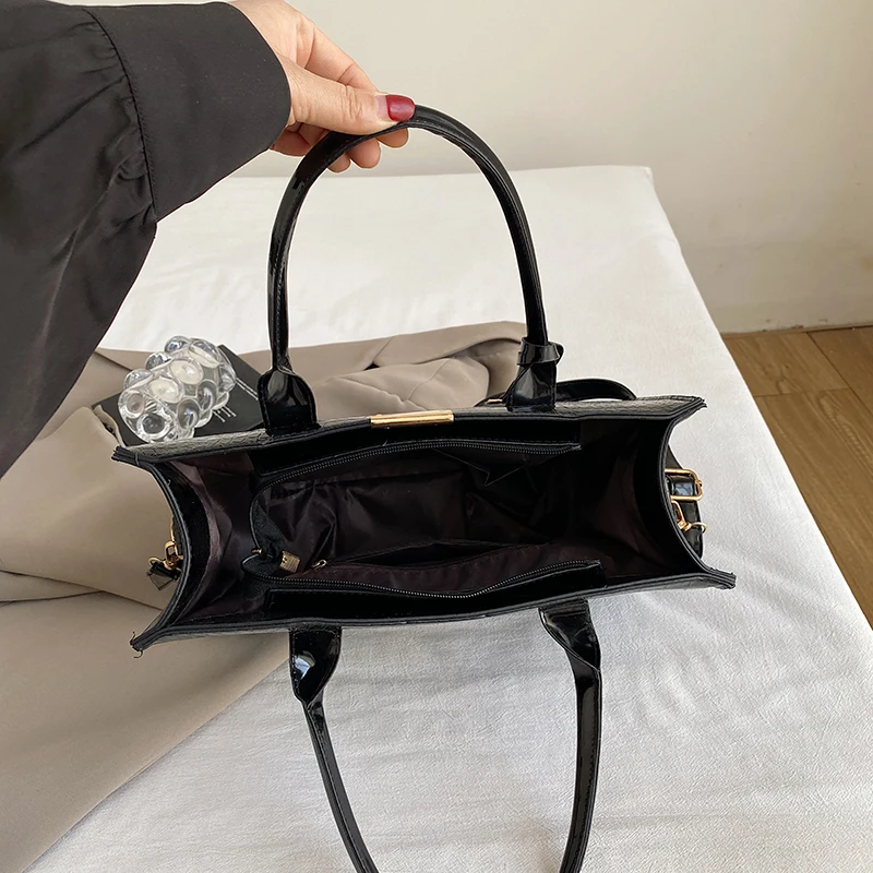 Crocodile Women's Crossbody Patent Leather Women's Messenger Bag Bag High Quality Ladies Handbag