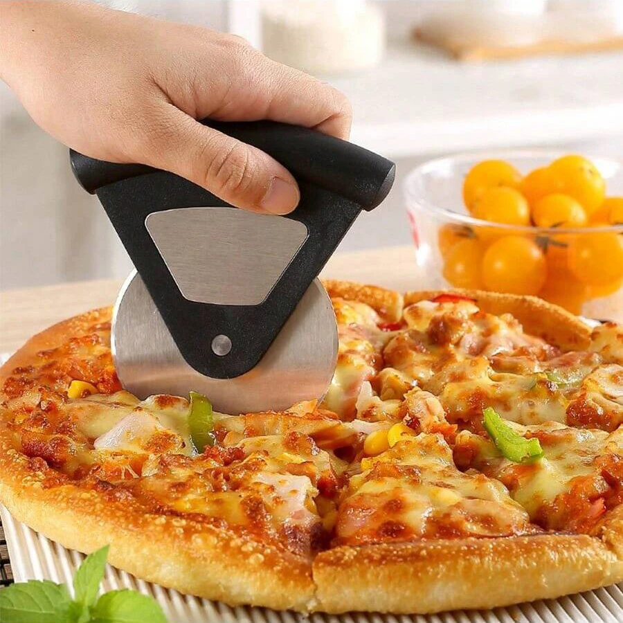 Stainless steel pizza cutter Creative circular arc handle pizza cutter Pizza cake cutter Multi-functional kitchen baking tool Kitchen