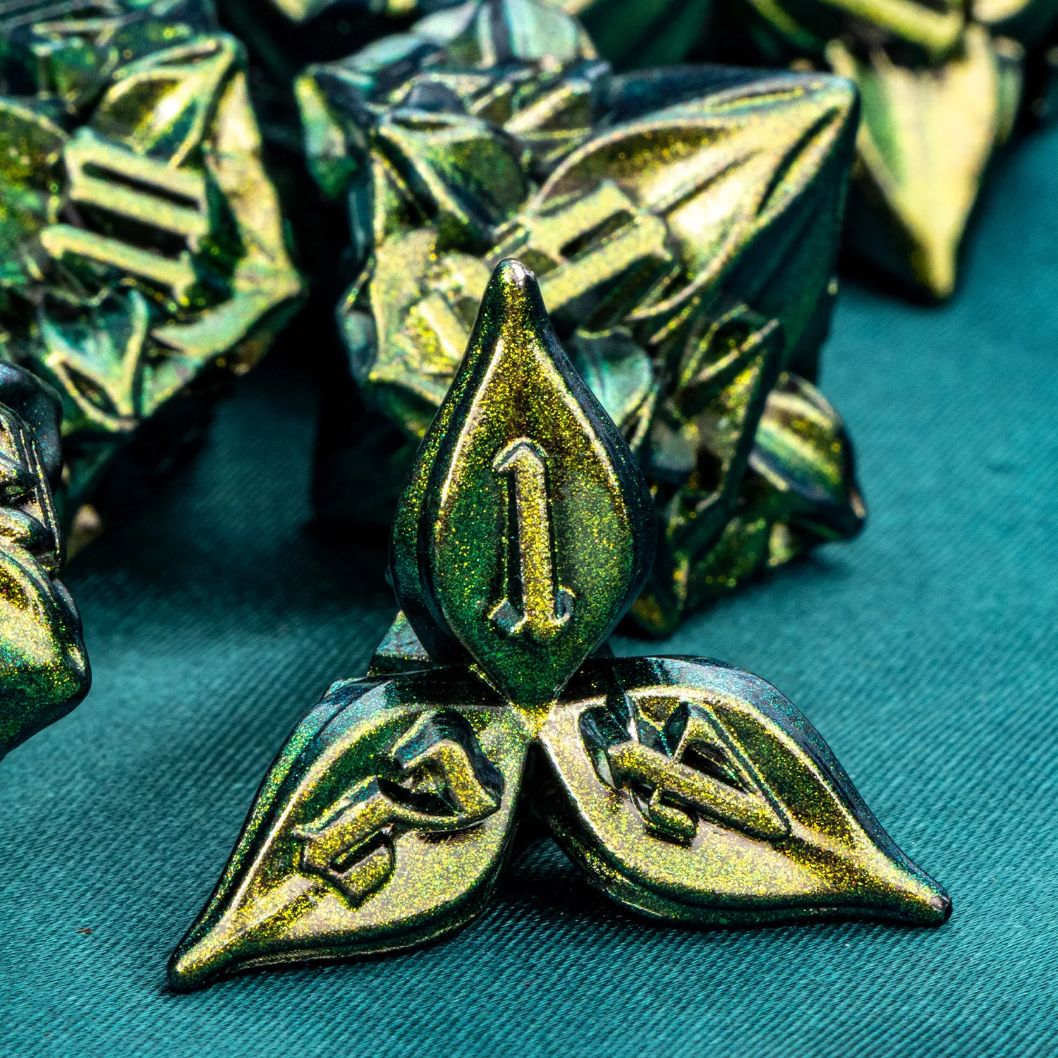 Dnd Metal Polyhedral RPG Dice Set For Dungeon and Dragon Pathfinder Role Playing Games D20 D12 D10 D8 D6 D4 D + D Retro Green game dice,dice set