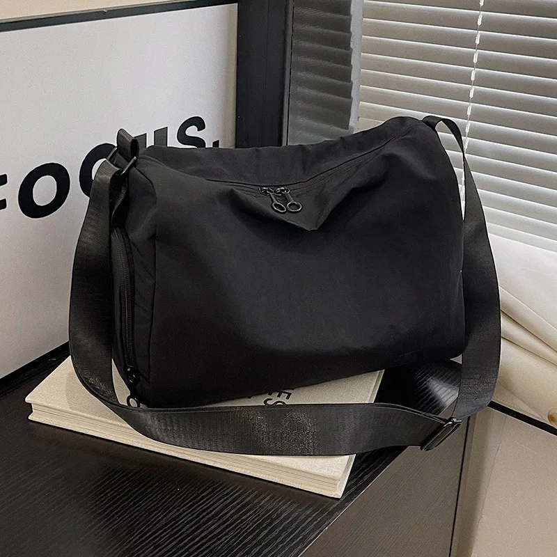 Large Capacity Women's Short Travel Bag Dry-wet Separation Crossbody Travel Bags Independent Shoe Warehouse Fitness Yoga Bag