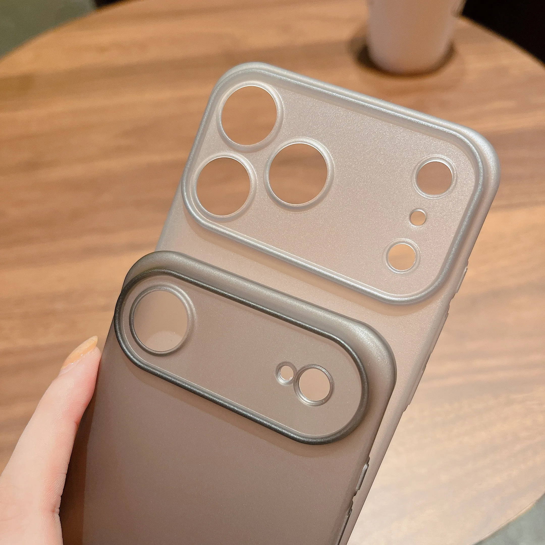 Sleek Matte Clear Protective Phone Case - Ultra-Thin Transparent Design