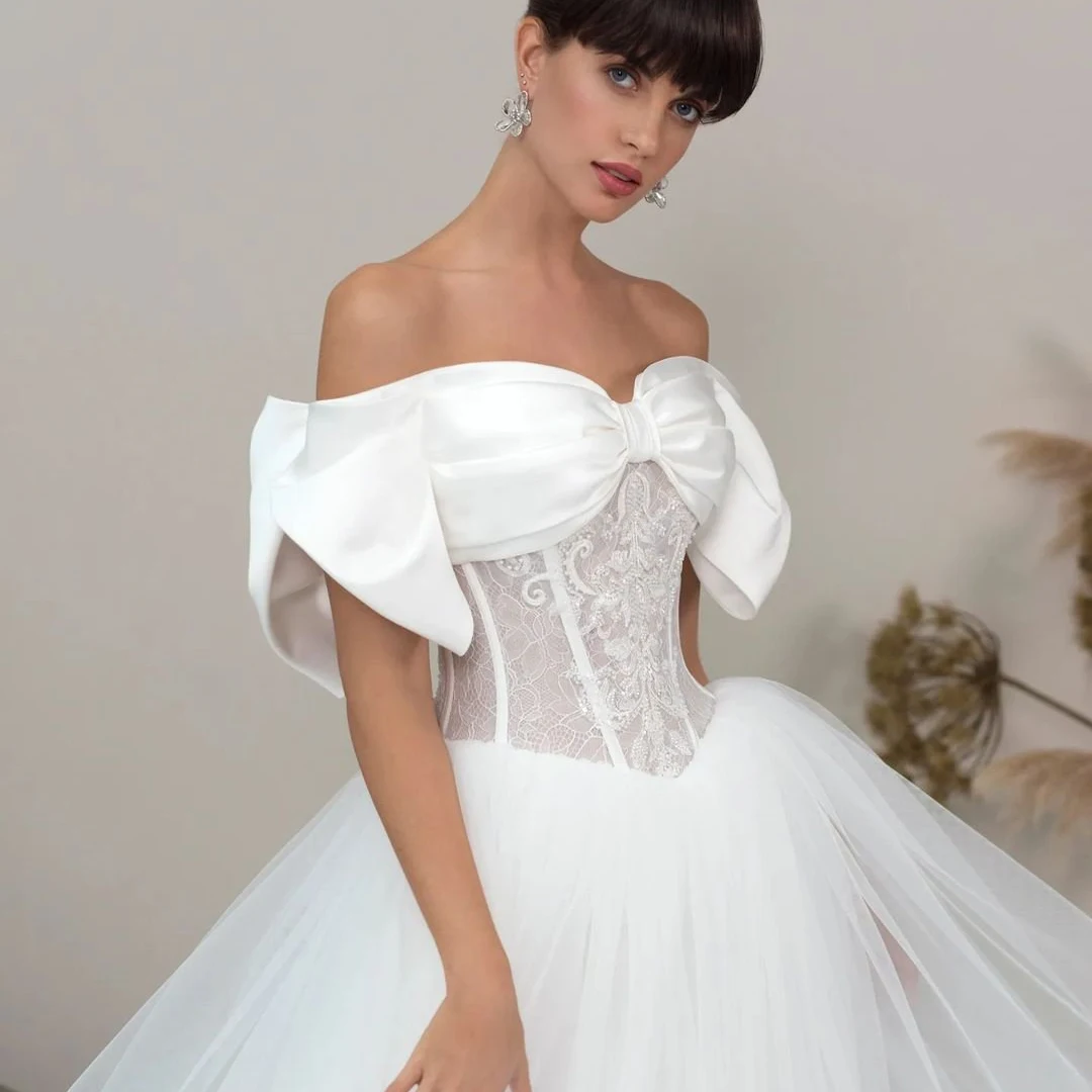 Off Shoulder Lace Appliques Princess Beach Wedding Dress