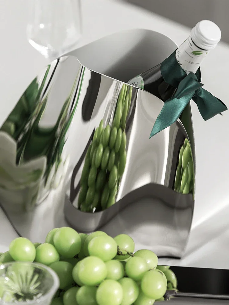 Nordic Luxury Stainless steel Ice Bucket Designer Vase Premium Champagne Bucket for Bar Home Decoration Restaurant Party ice bucket