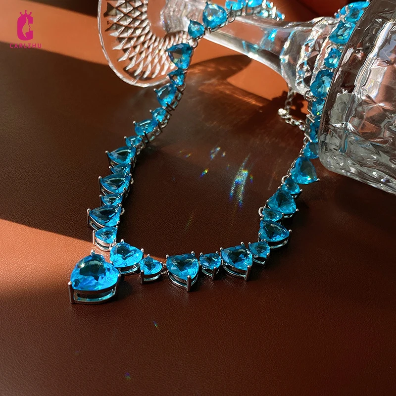 

Женское Ожерелье-чокер с голубым Цирконом