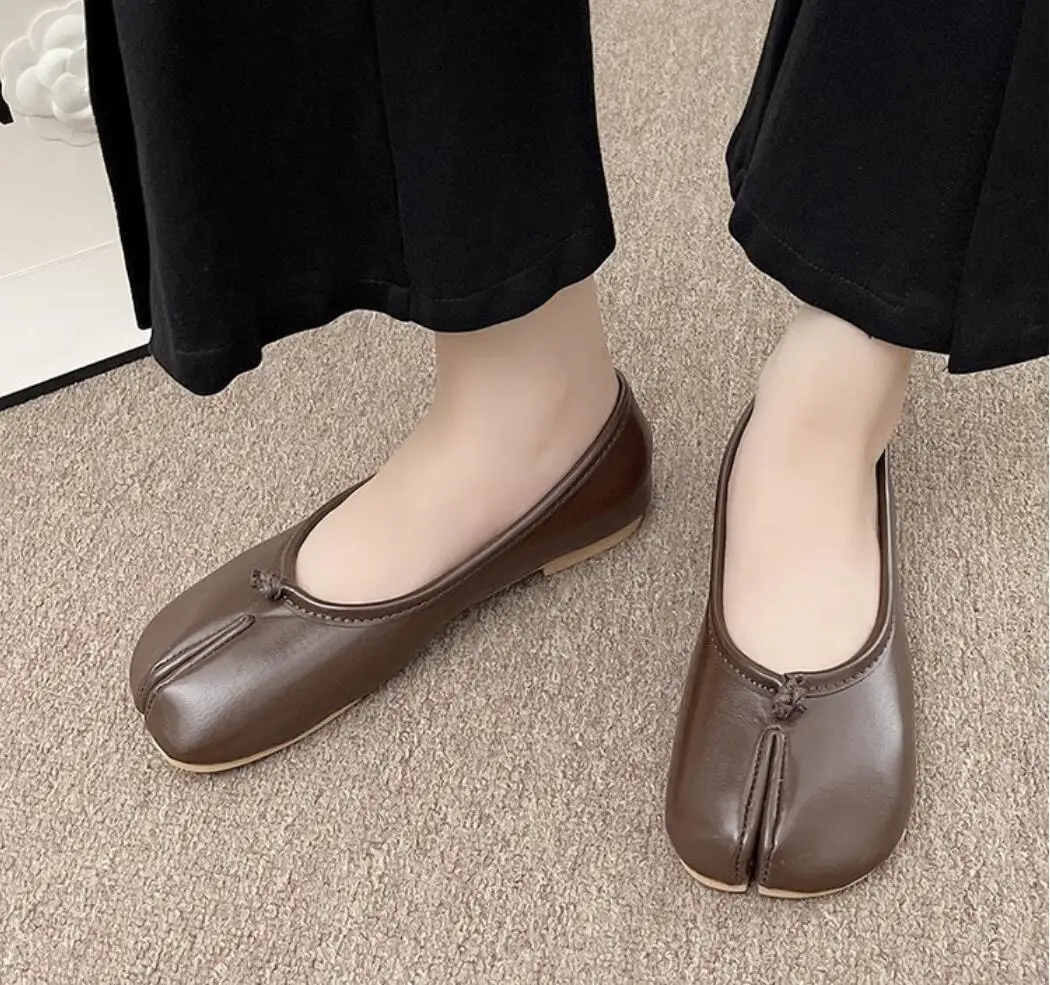 Japanese Style Tabi Ninja Shoes Women Cozy Leather Flats Split Hoof Toe Loafers Femme Mary Jeans Mocasines Ladies Ballerina Shoe 5