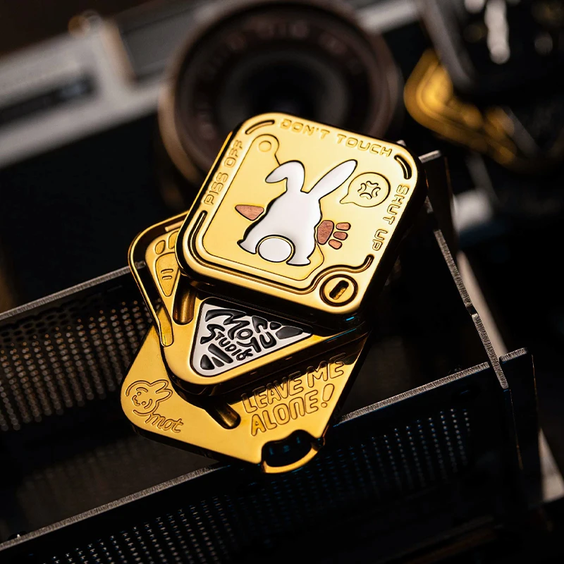 在庫 MOT スナップ不機嫌そうなウサギジルコニウム磁気サイドプッシュ