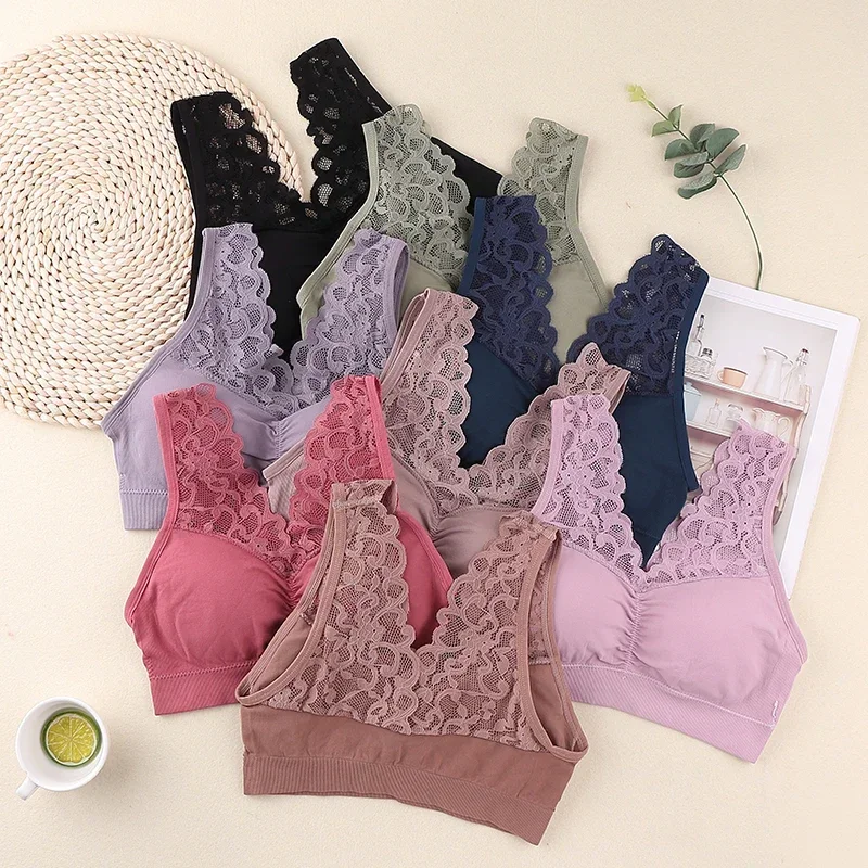 Lace Plus Size Seamless Back High Stretch Padded Sports Bra