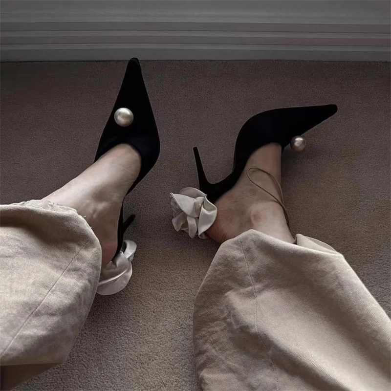 2024 New Pearl Pointed Toe Thin Heels Slippers Women Elegant Silk and Satin Rose Decor Shoes for Casual Fashion Brand Design