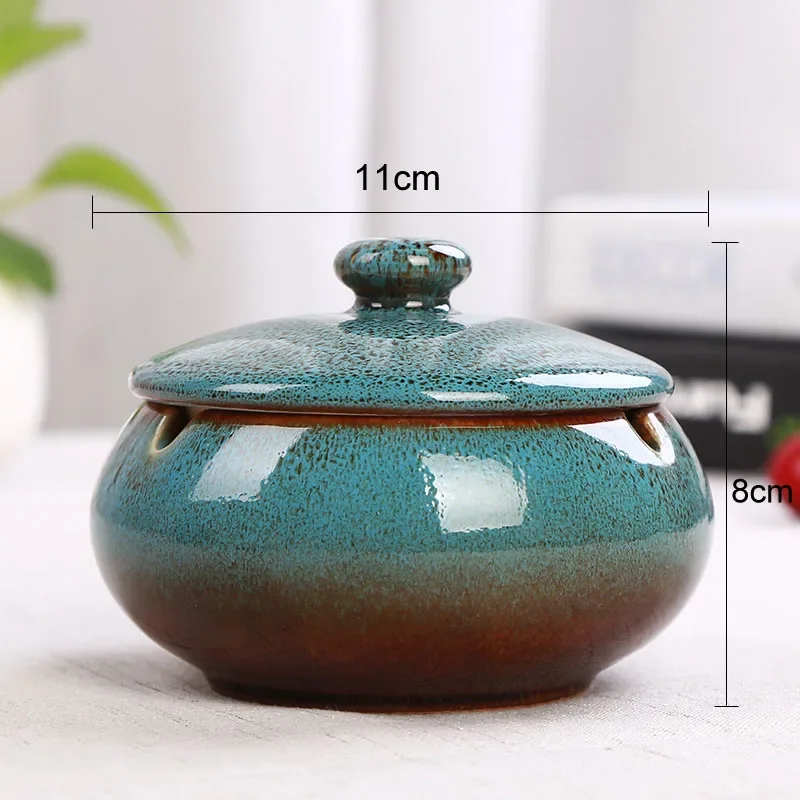 Ceramic Smoking Ashtray with Lid Bongs in Australian