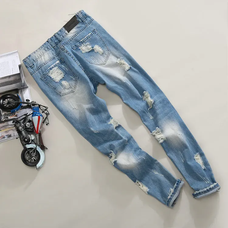 Wholesale 2022 Spring New Men's Denim Jeans Ripped Hole Vintage Washing Patch Youth Slim Feet Trendyol Straight Long Pants Man light blue jeans men