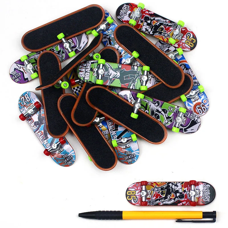 5pcs Mini Pack Finger Board Tech Skateboard Deck Truck Toy Gift