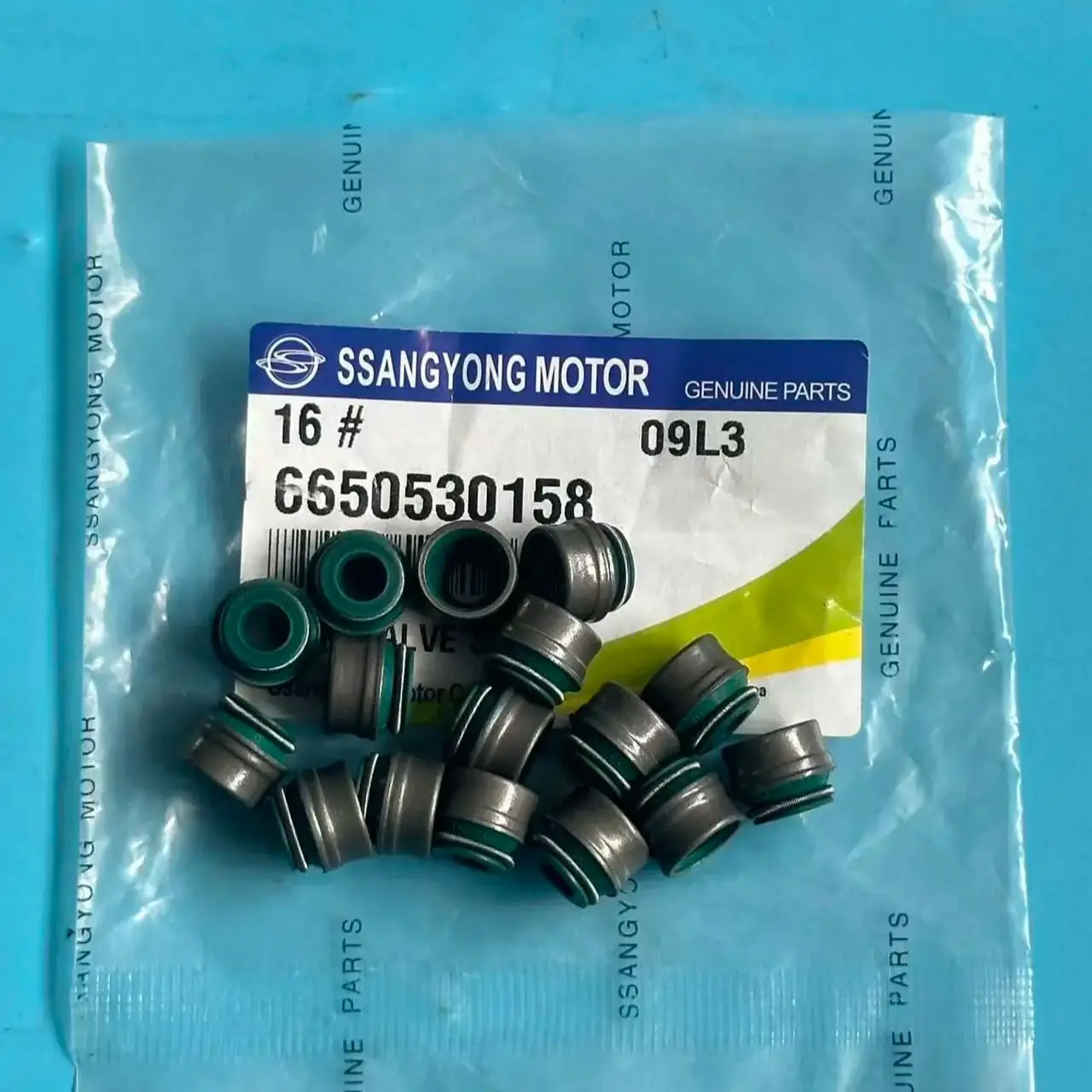 16pc-valve-stem-seal-6650530158-6710530058-for-ssangyong-actyon-kyron