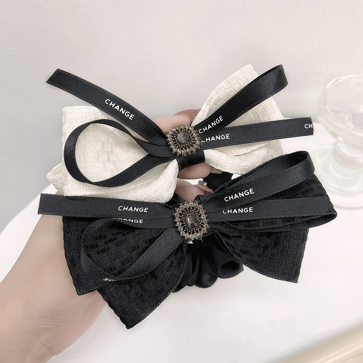 

Elegant Inlaid Diamond Crystal Bowknot Ribbon Hair Rope Sweet Large Intestine Hair Rope Hair Accessories