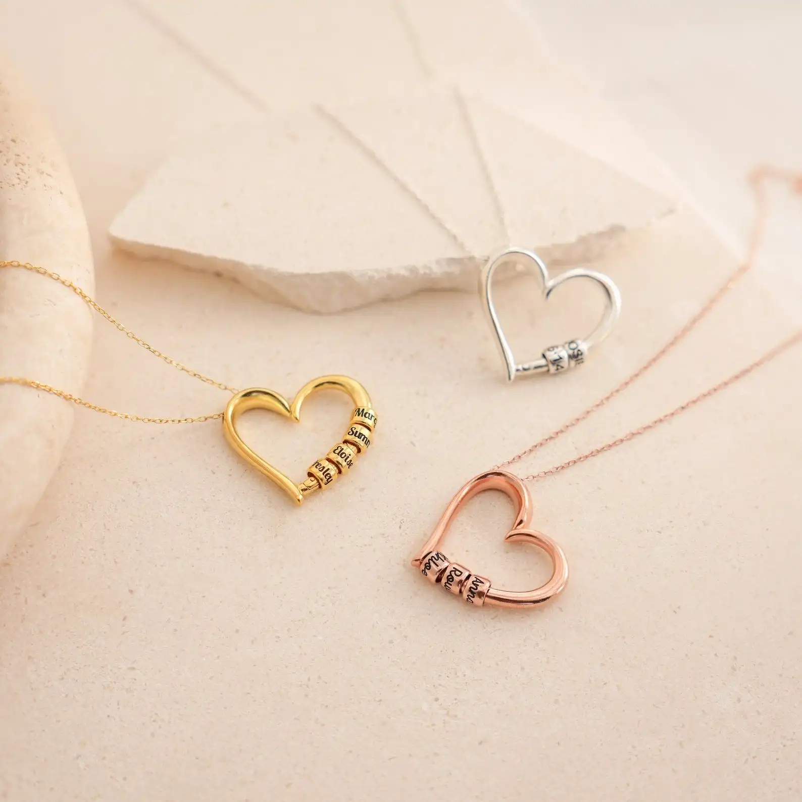 Personalized Engraved Name Heart Bead Necklace with Rose Box Romantic Multi-Name Necklace for Women Birthday Party Gift