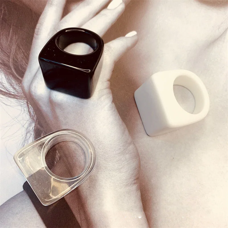 Vintage Geometric Resin Acrylic Finger Rings 4