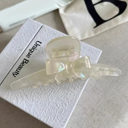 Chic Bowknot Hair Clip with Secure Grip (Style 1)