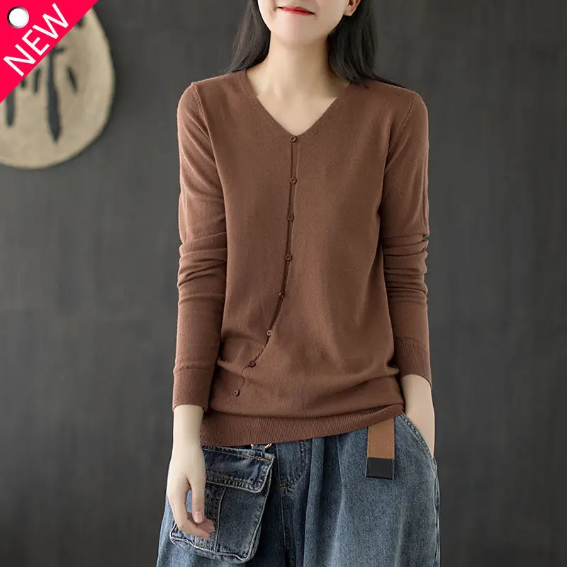 

Temperament Elegant Versatile Women's 2023 Autumn and Winter New Splice Button Solid Color V-neck Long Sleeve Oversize Pullover
