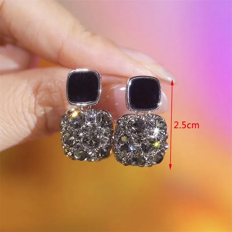 Black Hanging drop earrings for Women Triangle Square Statement 2025 boucle oreille femme Fashion Jewelry