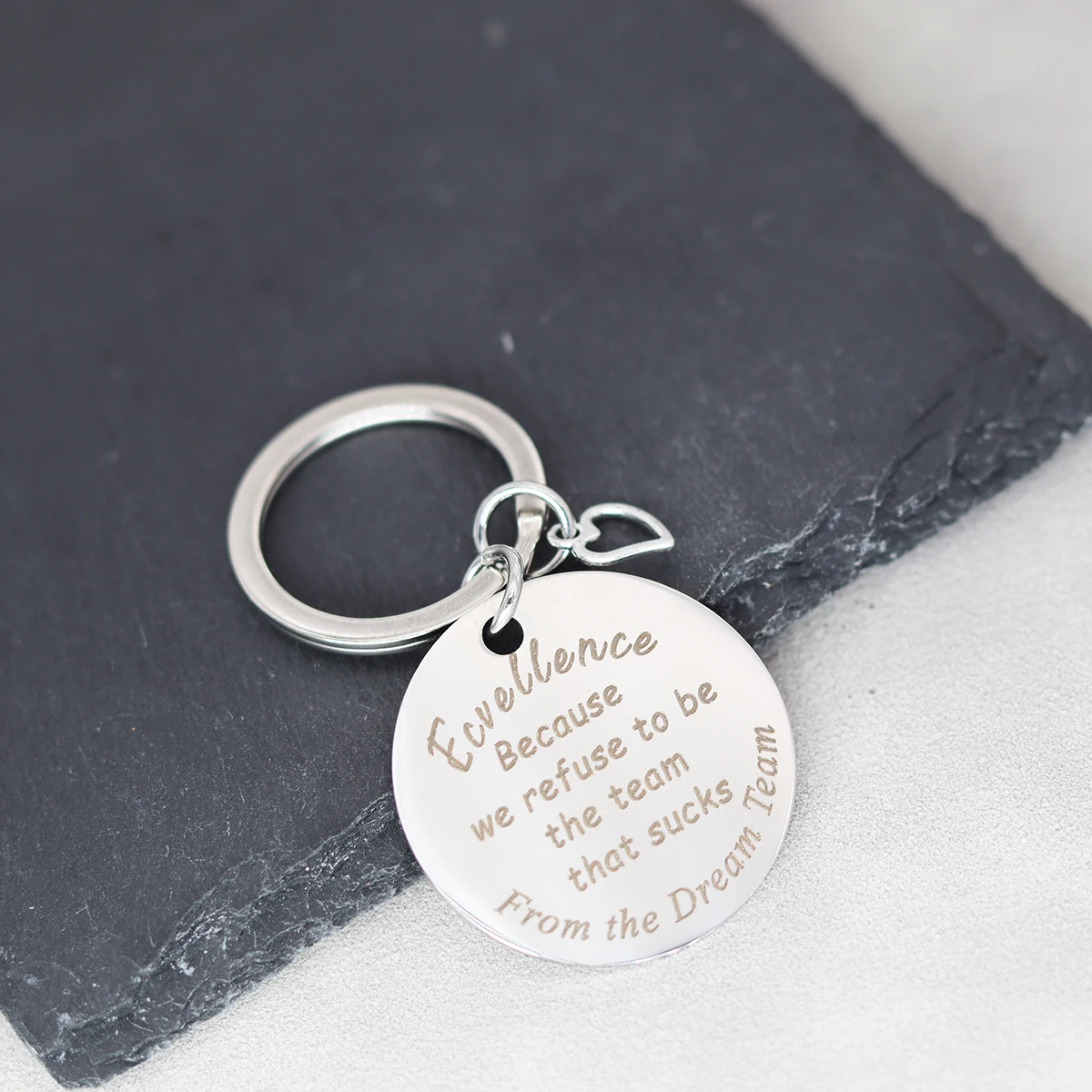 Ecvellence, потому что мы отказываемся быть командой, которая отстой, брелок из нержавеющей стали, брелок с выгравированной надписью Ecvellence, потому что мы отказываемся быть командой, которая отстой, брелок из нержавеющей стали, брелок с выгравированной надписью