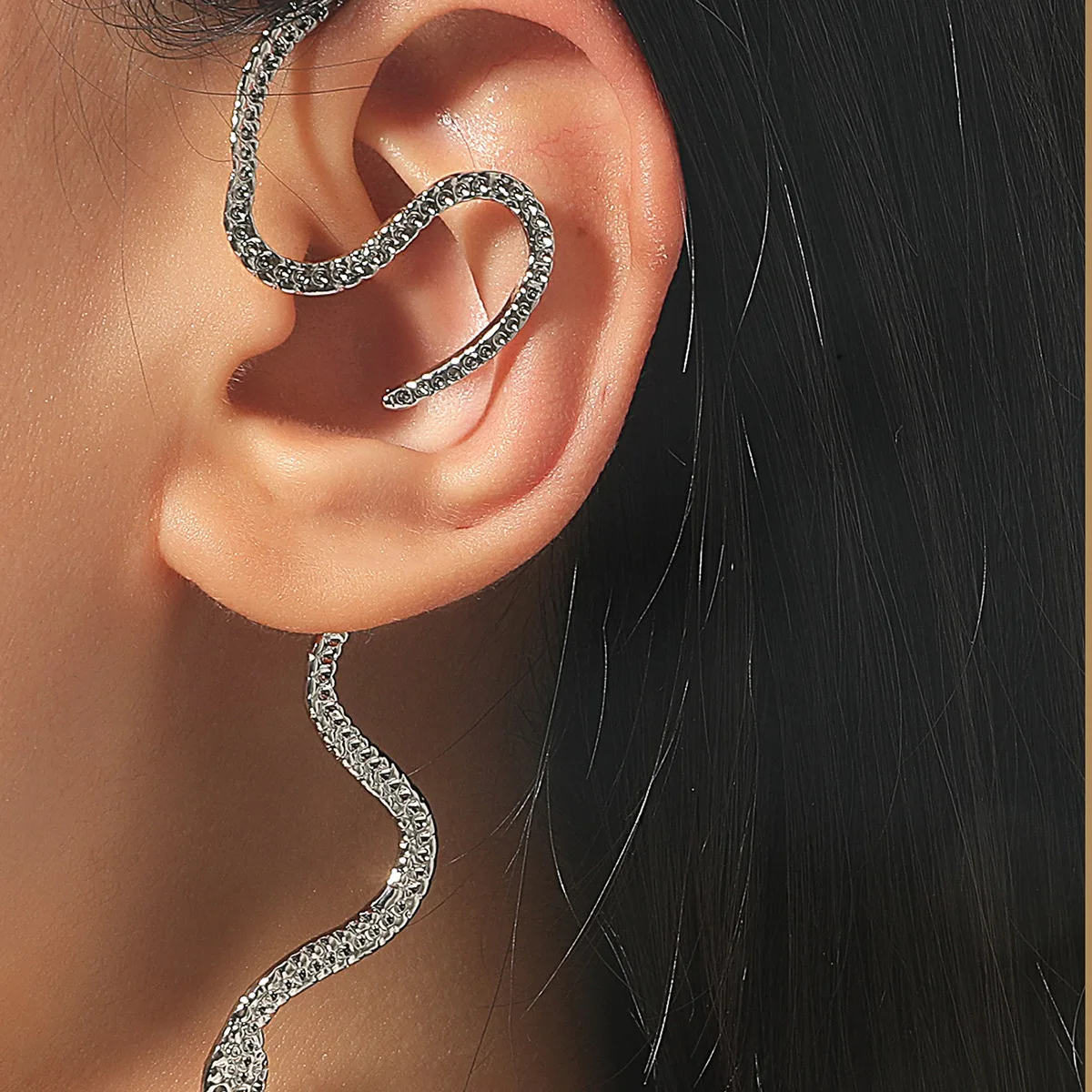 Punk European And American Style Snake Ear Cuff Earring For Women Silver Color Animal Ear Clip Earrings Jewelry Acces ear clip earrings clip earrings ear clip ear accessories