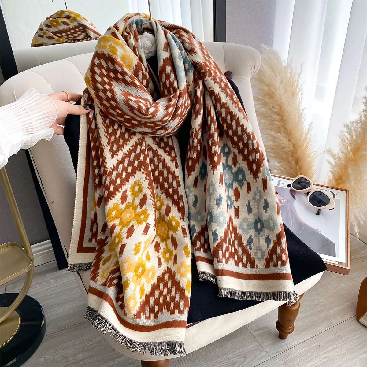 New Winter Warm Luxury Cashmere Scarf Women Thick Jacquard Fashion Shawl and Wraps Ladies Blanket Foulard Pashmina Bandana