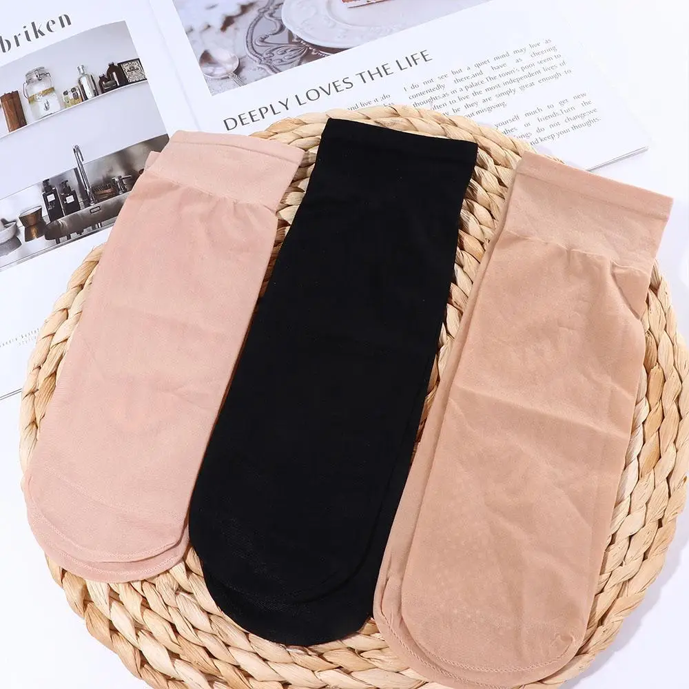 

Breathable Trendy Elastic Gauze Dot Rubber Sole Anti-slip Silk Hosiery Women Thin Socks Transparent Korean Style Socks