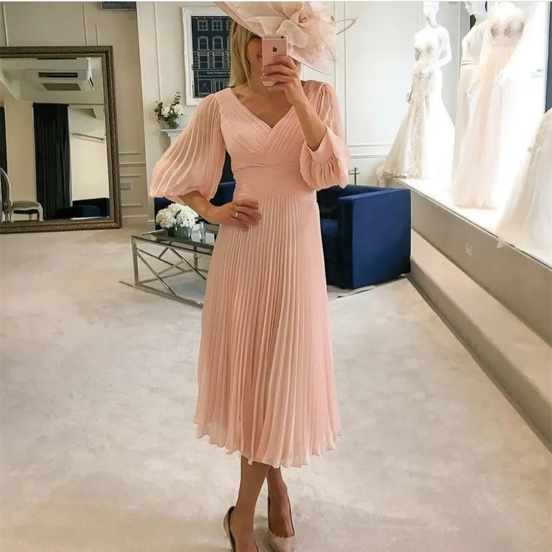 

Elegant Short Pink V-Neck Mother of Bride Dress With Pockets A-Line 3/4 Sleeve Chiffon Mothergod Dress Wedding Guest Dresses