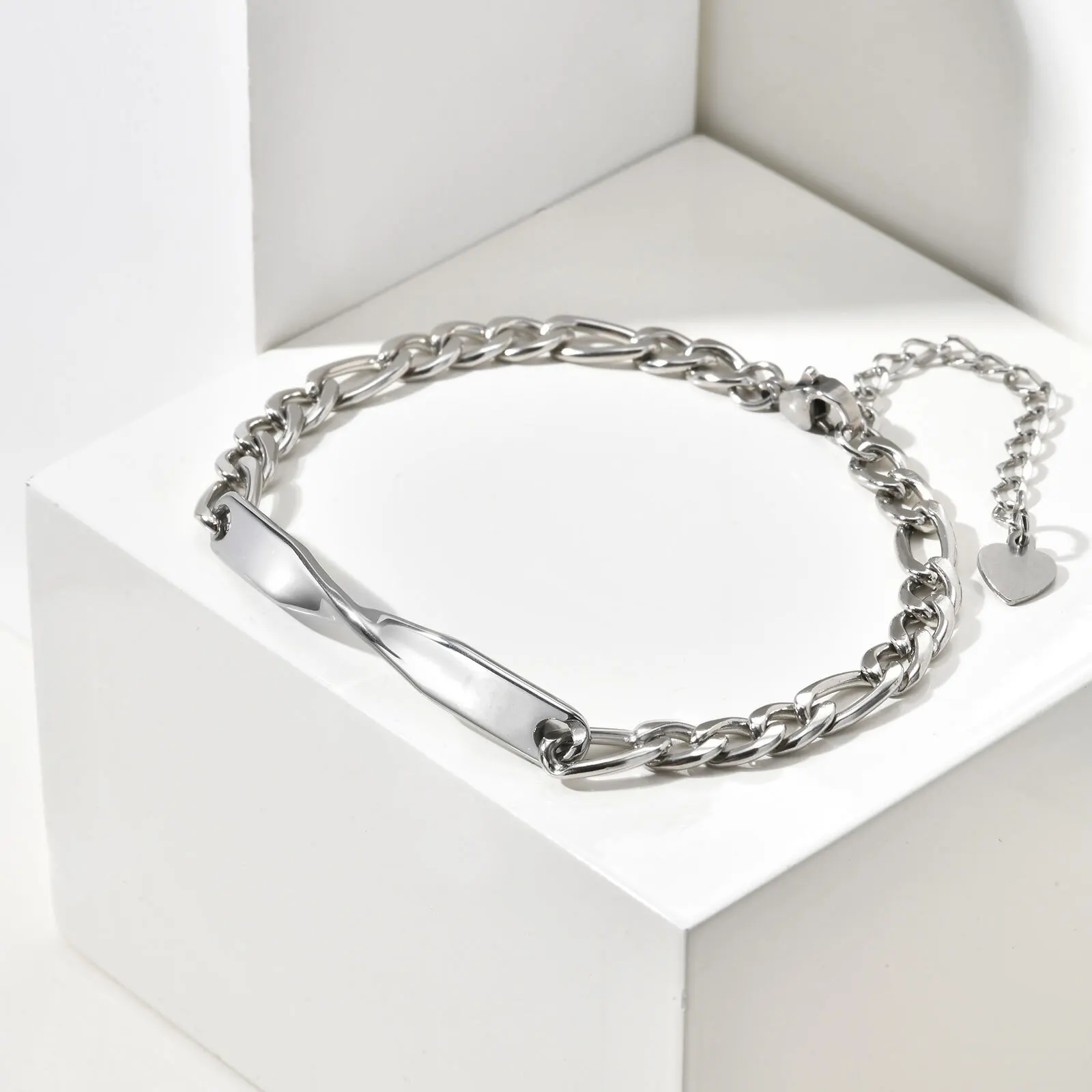 Mobius Chain Bracelet for Men Boys,Waterproof Stainless Steel Figaro Chain Adjustable Wristband,Simple Male Jewelry Gift