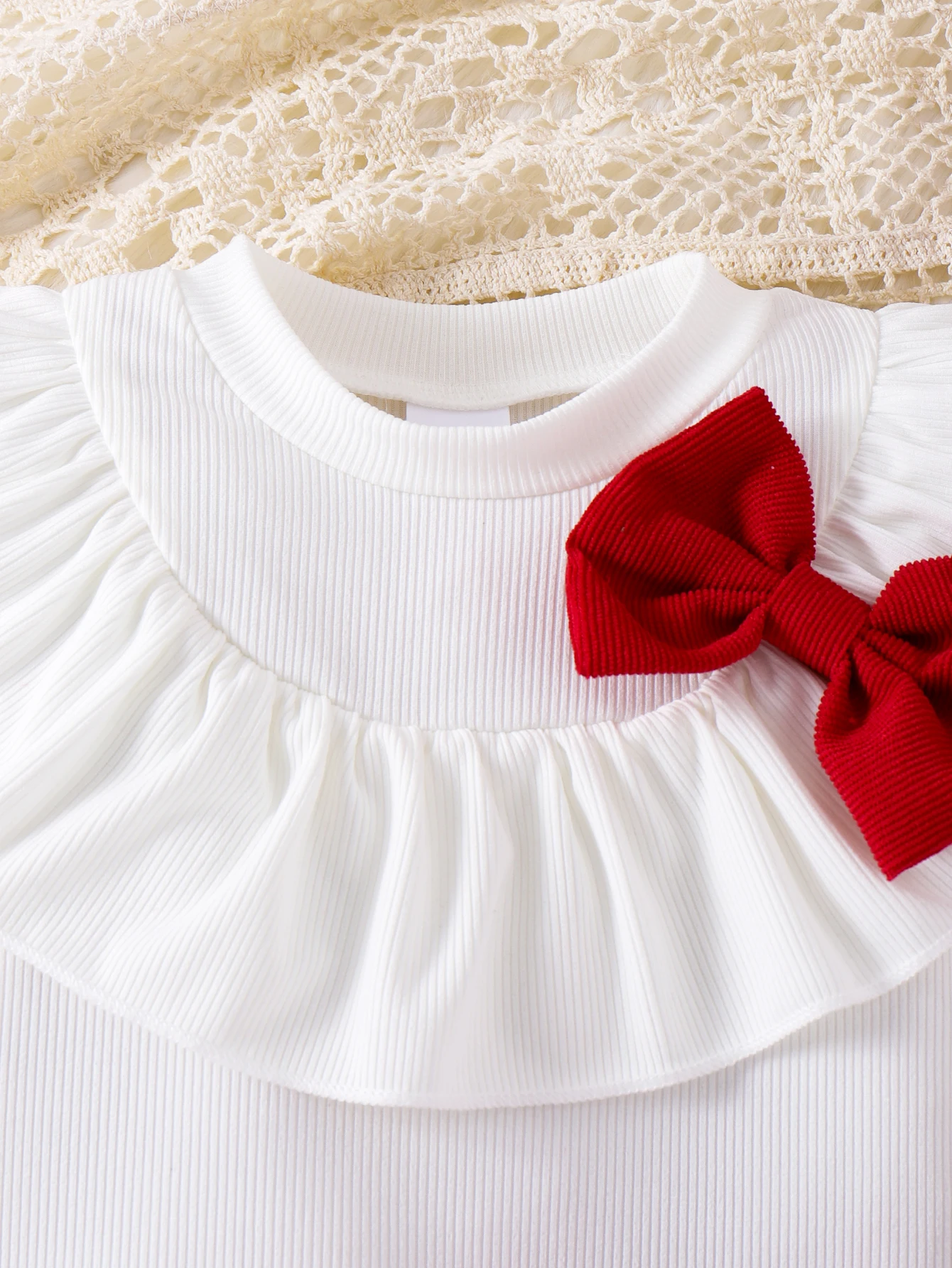 2 قطعة نمط جديد الخريف الحلو ولطيف فتاة طفل الأبيض القوس الدانتيل بأكمام طويلة بلوزات + ارتفع الأحمر بلون مطوي تنورة قصيرة